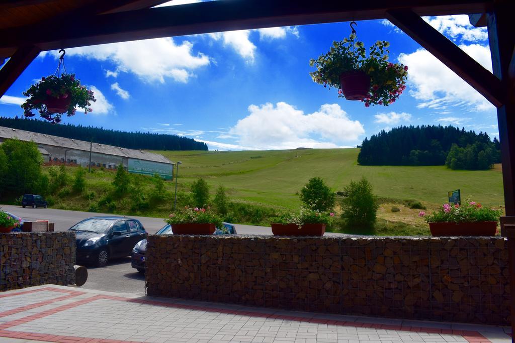 Apartmány pod sjezdovkou Cenkovice Esterno foto